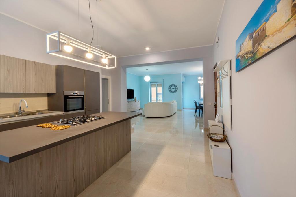 Casa Bella - 3 Baths - Walk To Ortigia Apartment Сиракуза Екстериор снимка